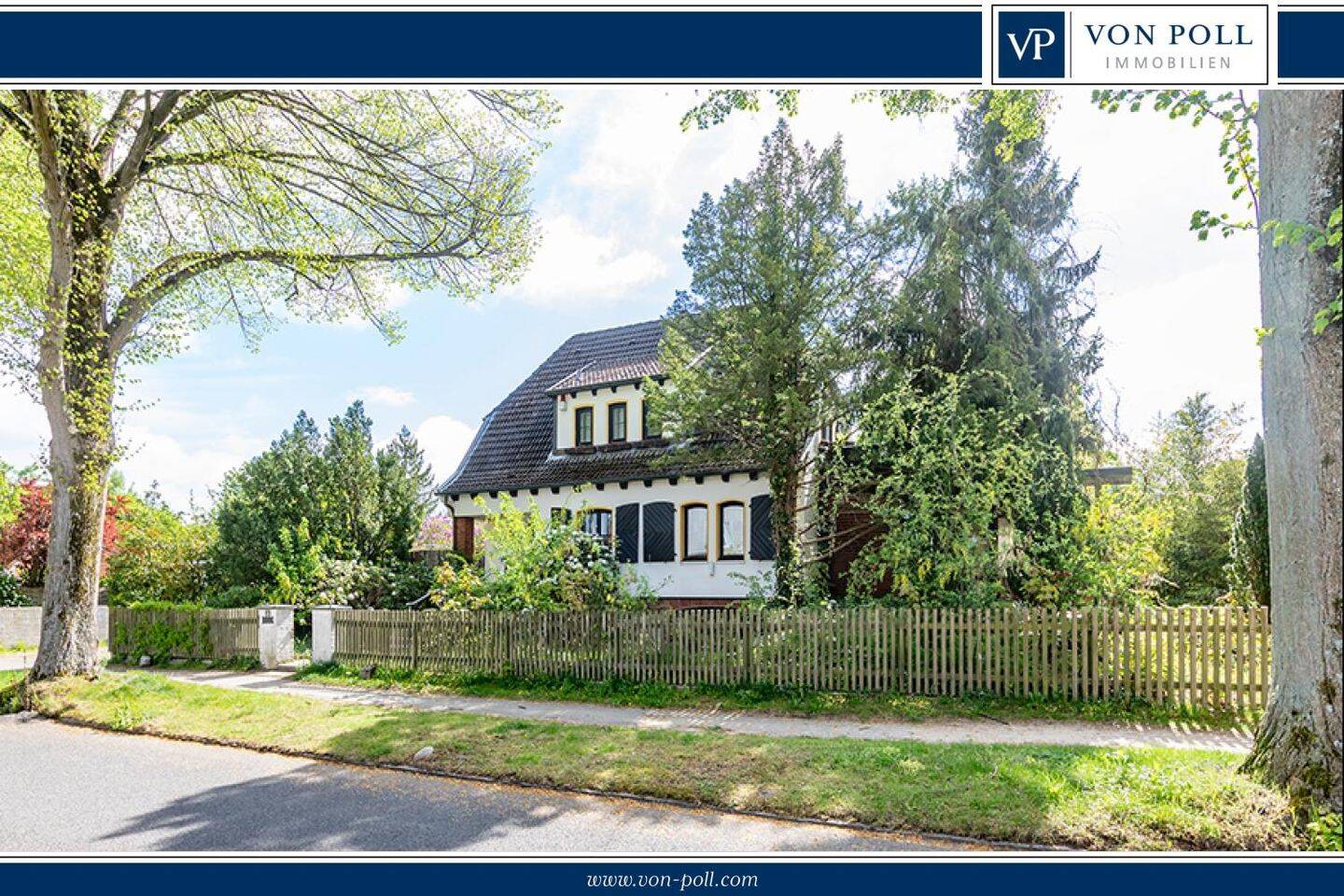 Großzügiges Einfamilienhaus mit Doppelgarage und Möglichkeit eines integrierten Büros, 23611 Bad Schwartau