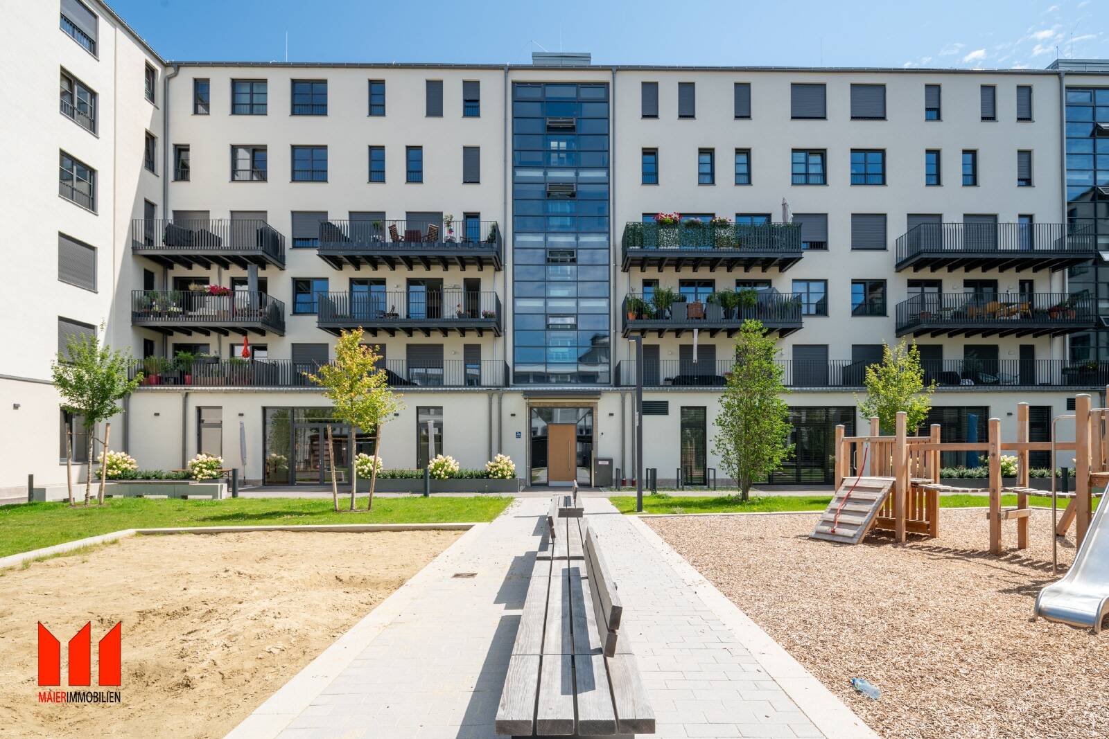 MAIER – Neues Sendling: Familienfreundliche 3-Zimmerwohnung mit EBK, Aufzug, TG, U-Bahnlage!