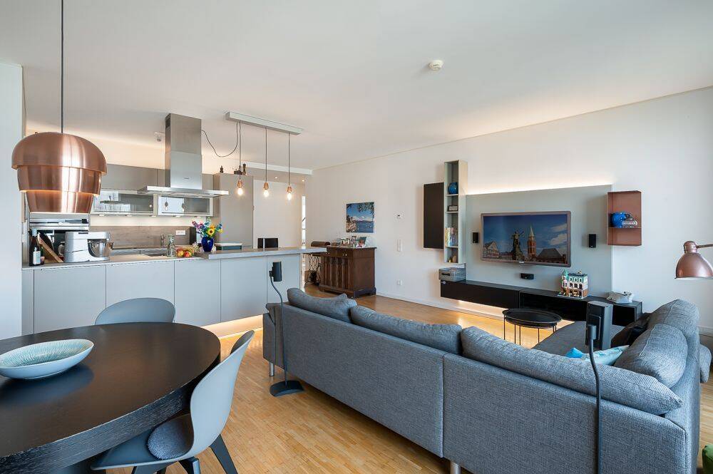 Exklusives Wohnen am Rebstockpark mit Skylineblick, 60486 Frankfurt am Main (Bockenheim Gallus Rödelheim Westend-Süd)