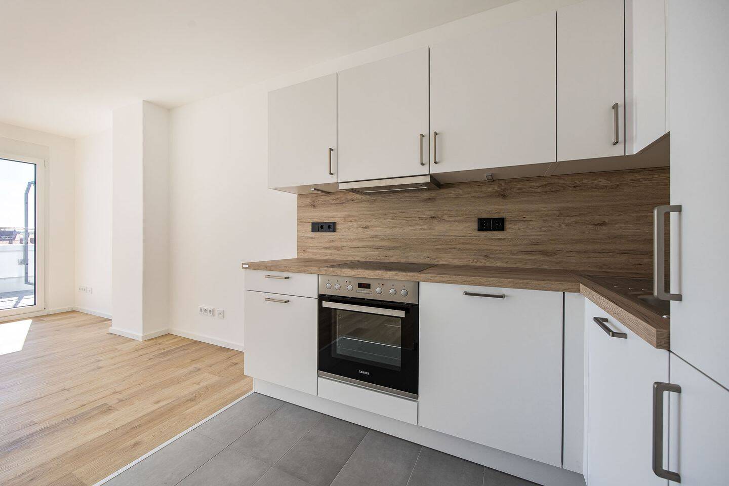 Helle 2 Zimmerwohnung mit Einbauküche, 90443 Nürnberg