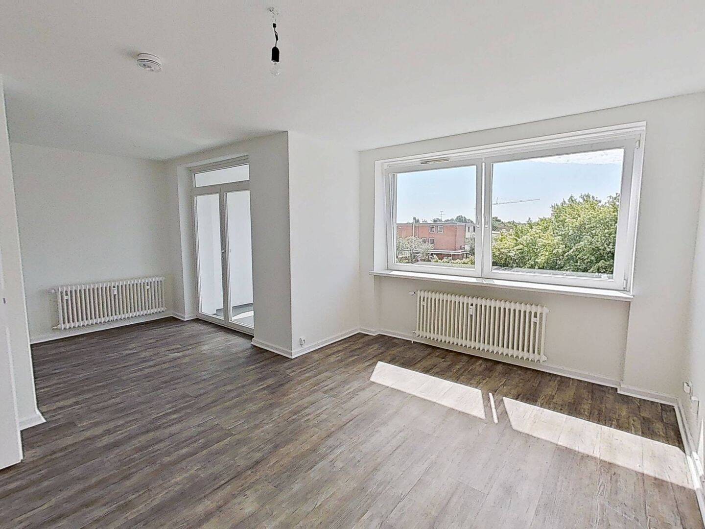 Toll geschnittene 2-Zimmer-Wohnung mit WINTERGARTEN und EBK, 24376 Kappeln