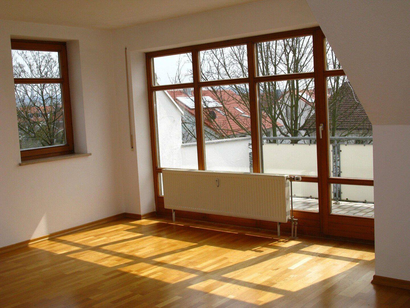 Helle 2 1/2 – Zimmer-Wohnung in LA-West, 84034 Landshut (Münchnerau Nikola West)