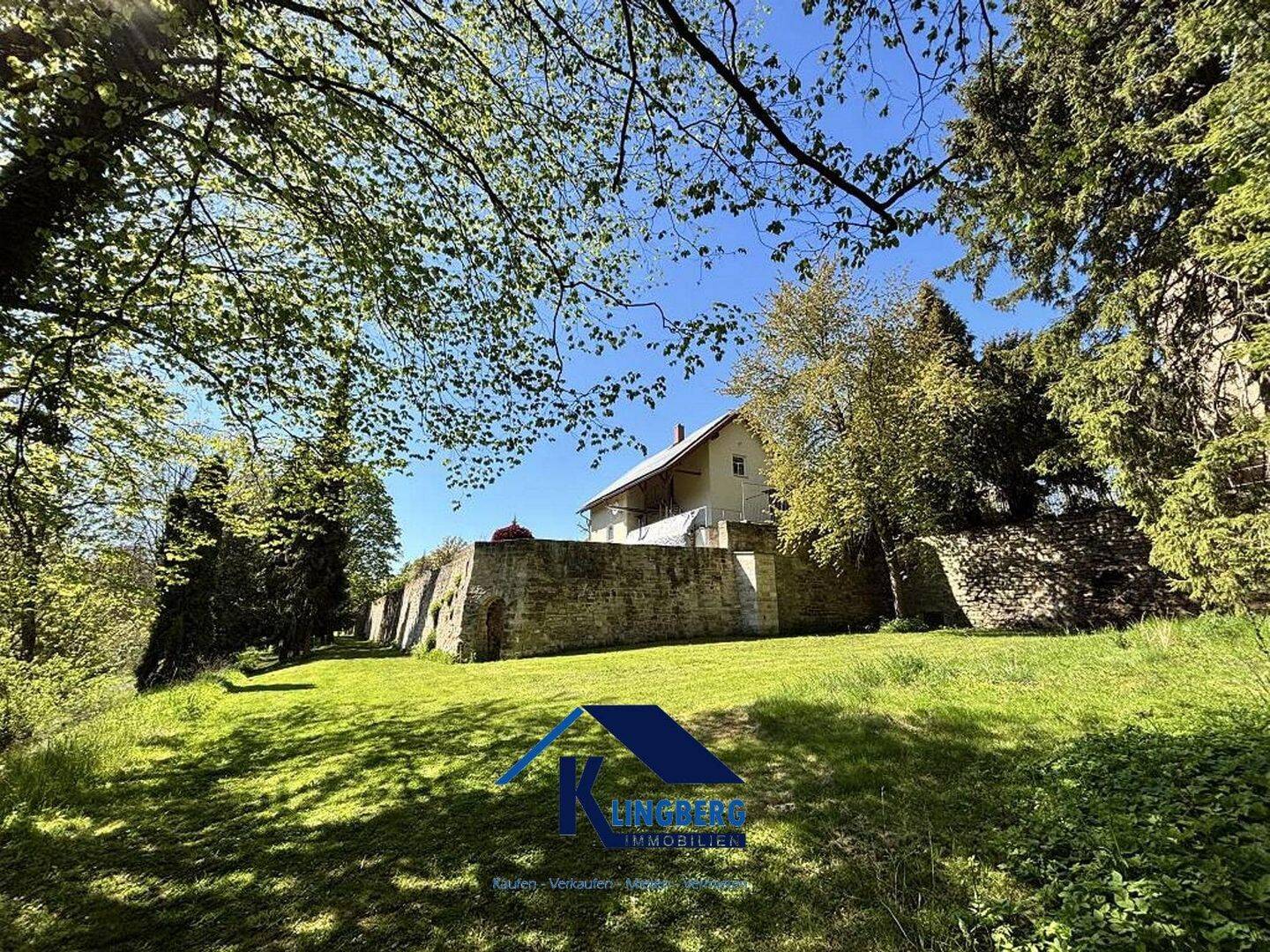 Schloss Steinburg ° Ihre Investitionsmöglichkeit mit Geschichte ° ETW mit Terrasse zu verkaufen!, 6647 Finne