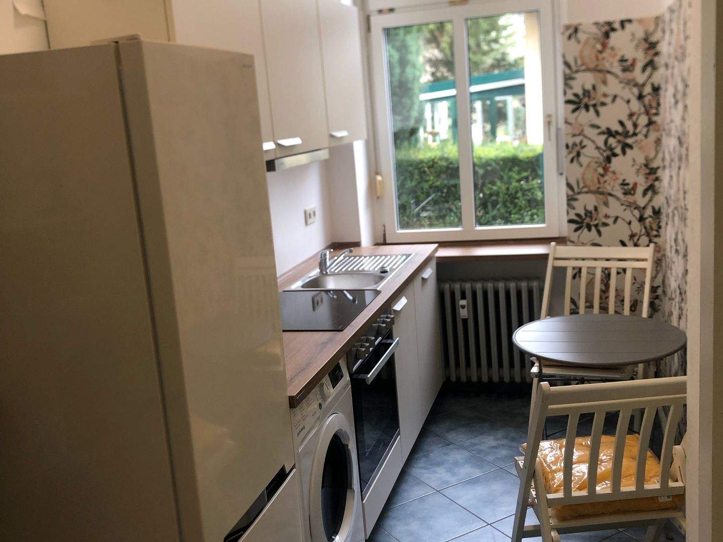 Möblierte Wohnung im Erdgeschoss mit ruhiger Lage, 12683 Berlin (Marzahn-Hellersdorf Biesdorf Kleingartenanlage Biesenhorst 1)