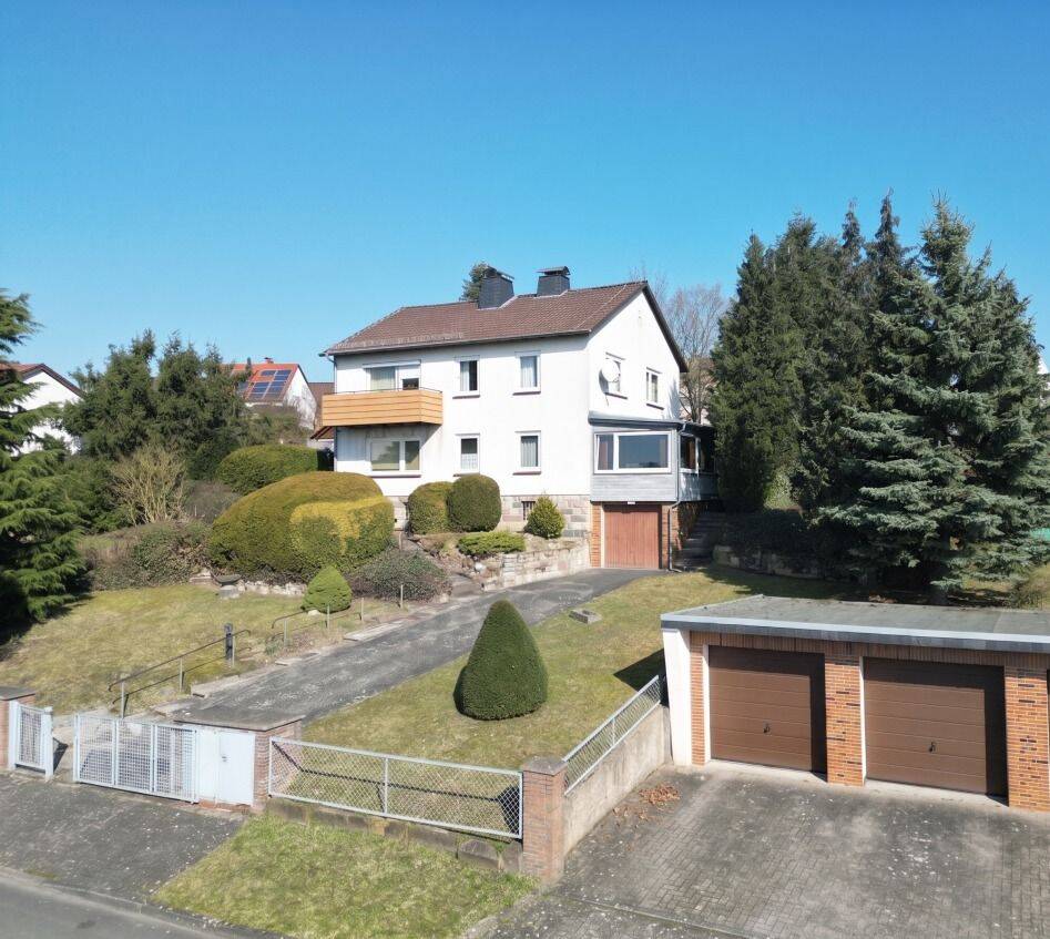Zweifamilienhaus mit spektakulärer Aussicht und großem Grundstück in Kasseler Höhenlage!, 34127 Kassel