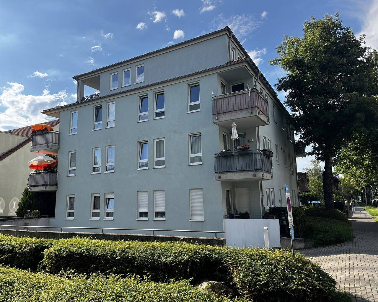 *** Moderne 2-Raum Eigentumswohnung in Erfurt mit Balkon und TG Stellplatz, 99089 Erfurt (Altstadt Andreasvorstadt Berliner Platz Ilversgehofen Rieth)