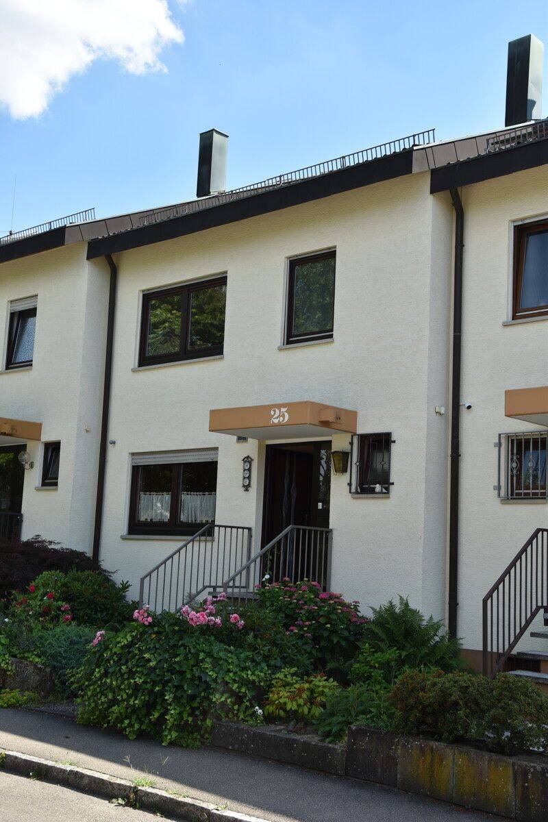 Reihenmittelhaus in Steinenbronn zu verkaufen, 71144 Steinenbronn