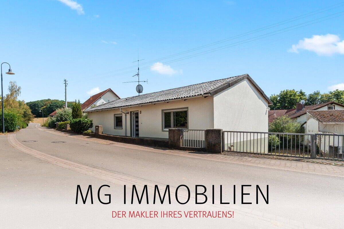 MG – Bungalow am Feldrand mit Doppelgarage, Garten und Waldgrundstück, 66879 Kollweiler