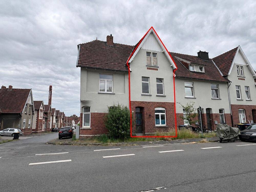 Ein Stück Geschichte mit Zukunft – Entkerntes Reihenmittelhaus in Rheine, 48429 Rheine
