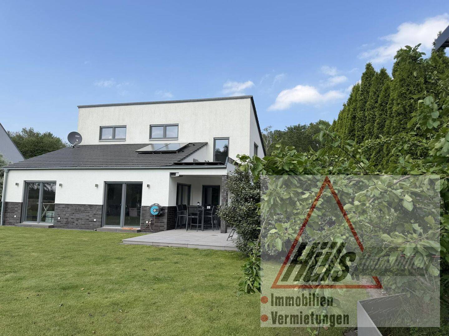 Hochwertiges, modernes Einfamilienhaus mit Einliegerwohnung und traumhaftem Blick ins Grüne, 49479 Ibbenbüren