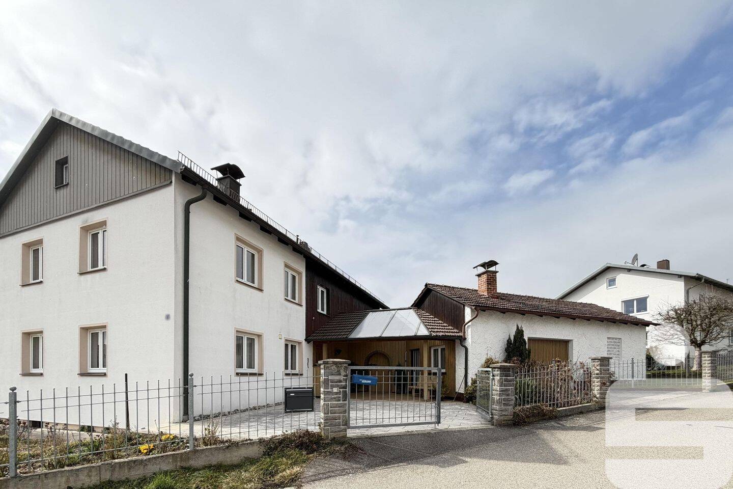Einfamilienhaus in Reischach auf Erbpacht, 84571 Reischach
