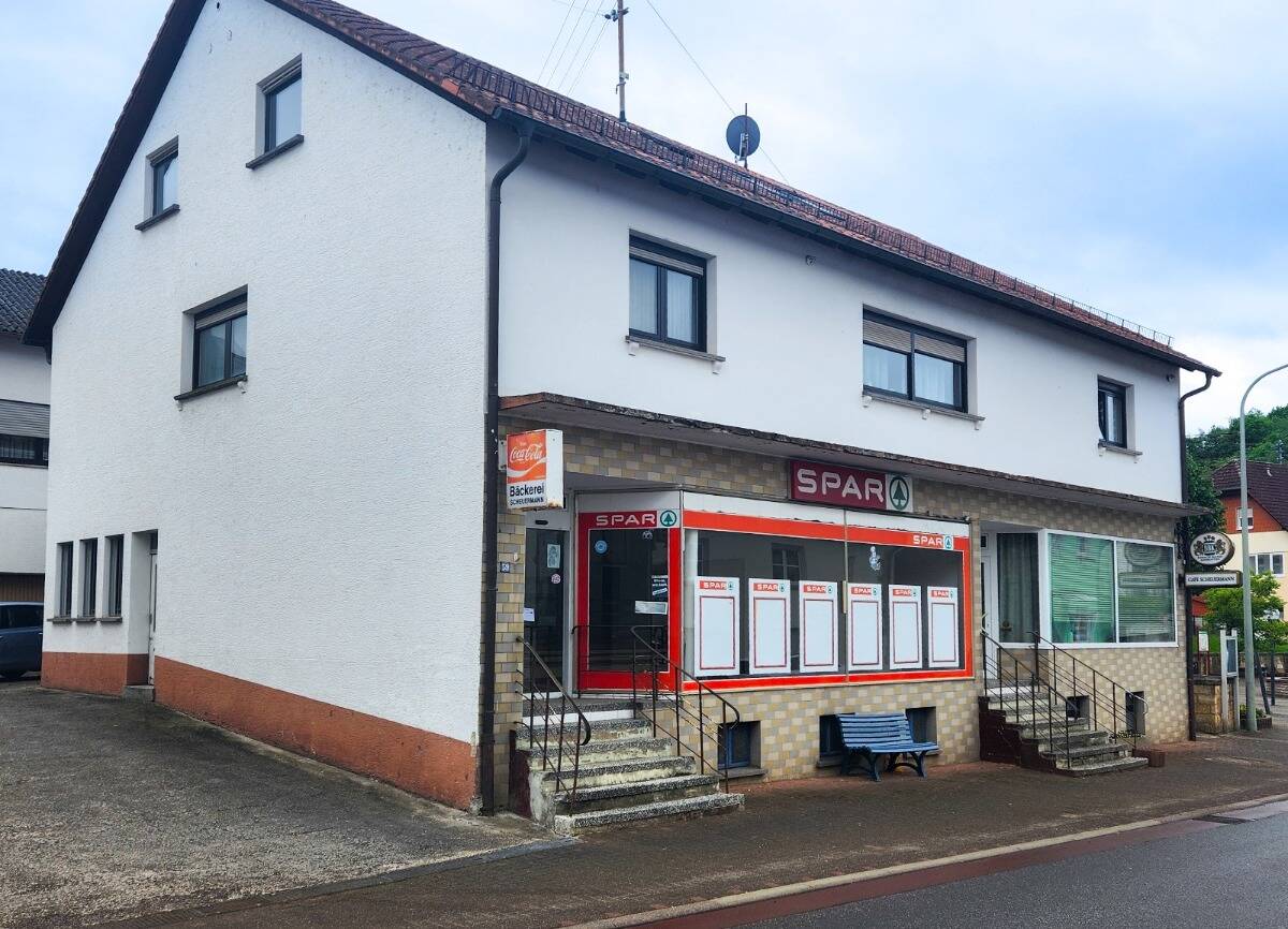Wohn- und Geschäftshaus mit Café/Ladenfläche und zwei Wohneinheiten in Steinbach am Glan, 66909 Steinbach am Glan