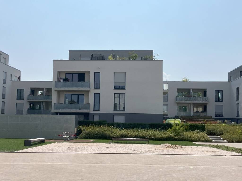 Bei VIVAWEST die Sonnenstrahlen auf dem eigenen Balkon genießen., 50321 Brühl