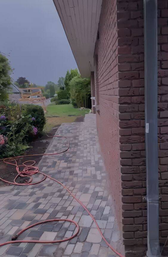Kernsaniertes HAUS mit Garage & großem Garten, Erstbezug privat, 25813 Husum