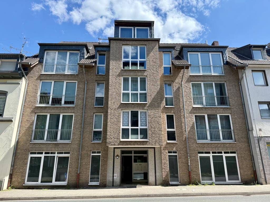 LEERE 2 ZIMMER WOHNUNG IM 4.OG OHNE AUFZUG!, 40699 Erkrath