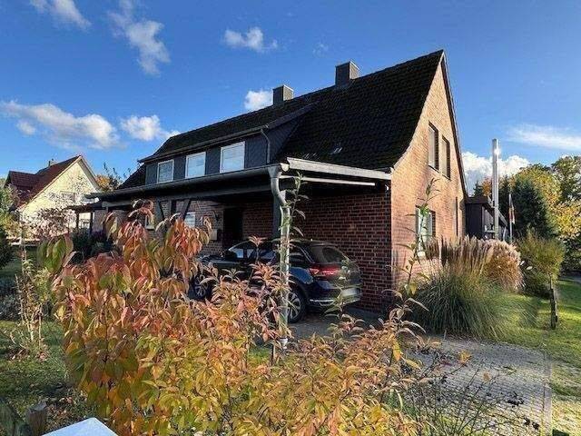 Sehr gepflegtes Einfamilienhaus mit Einliegerwohnung in Neuenkirchen-Delmsen, 29643 Neuenkirchen