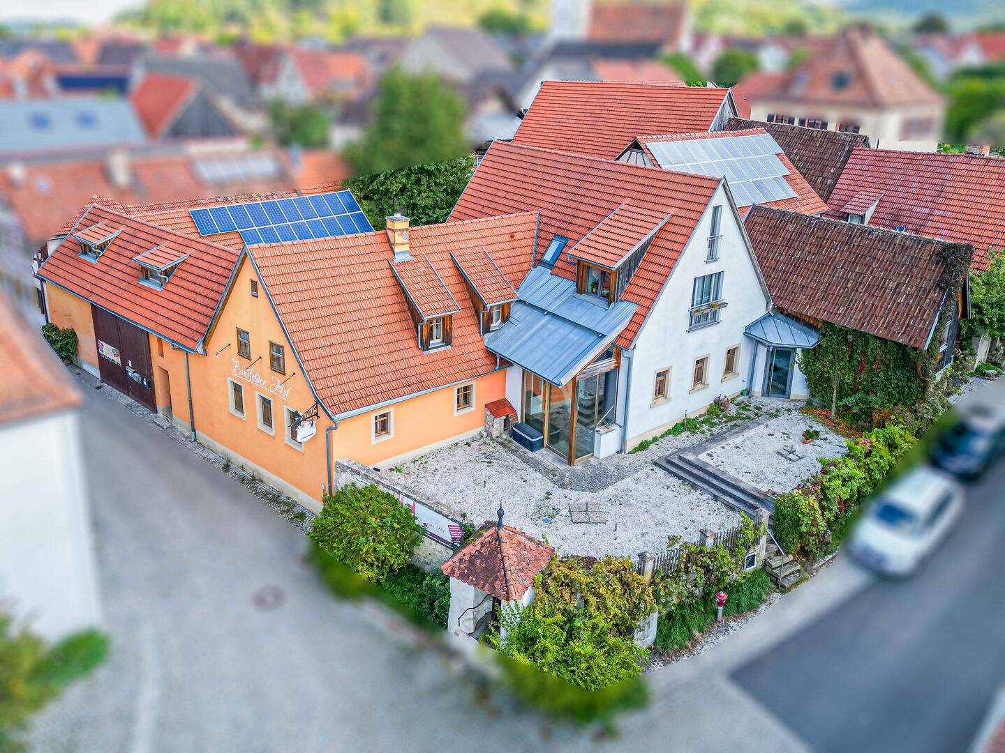 Typisch fränkisch – Gastwirtschaft im Herzen von Binsfeld zu verkaufen !, 97450 Arnstein