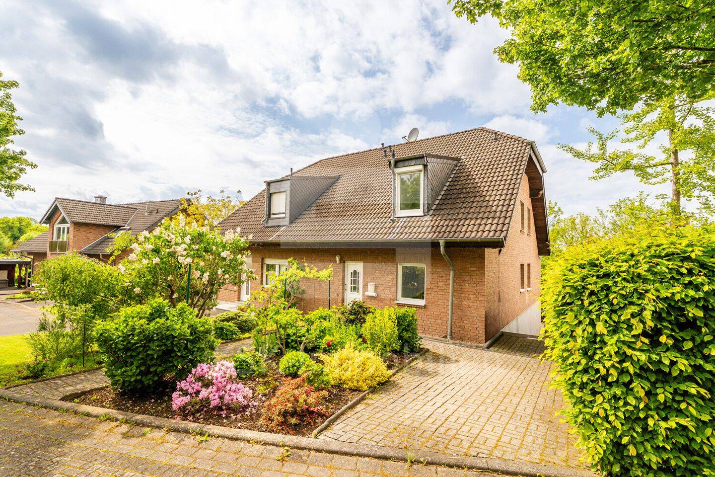 Seelscheider Ortskern – Ihr perfektes Zuhause mit Platz für alles, was Sie lieben!, 53819 Neunkirchen-Seelscheid