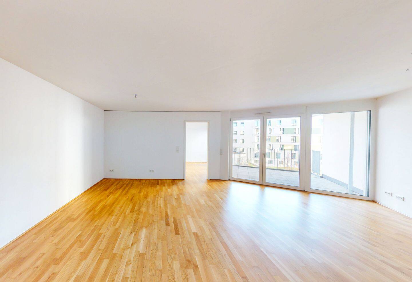Großzügige 2-Zimmer-Wohnung mit tollem Schnitt, 55131 Mainz (Altstadt Neustadt Oberstadt Weisenau)