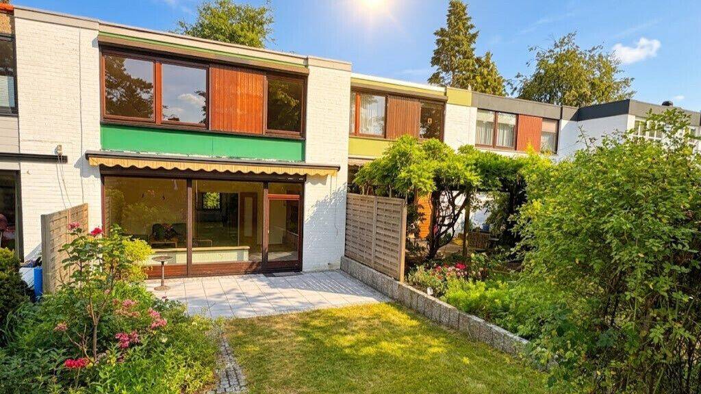 Gepflegtes Reihenhaus mit traumhaftem Garten, 21149 Hamburg (Harburg Hausbruch Neugraben-Fischbek)