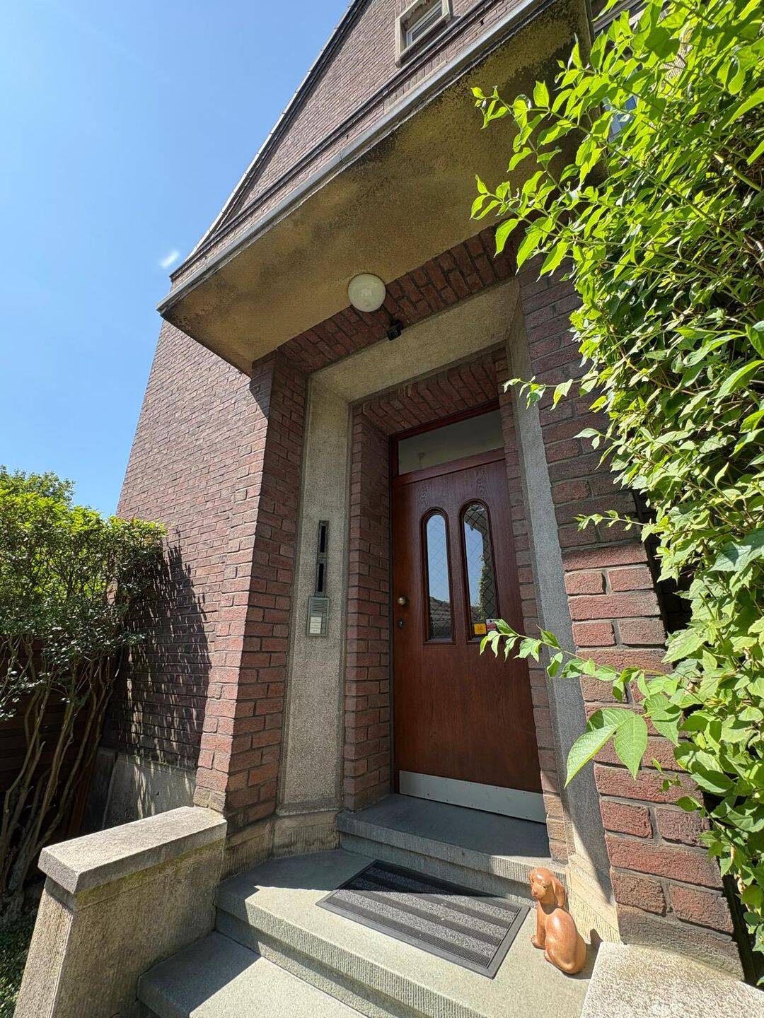 Gemütliche und top geschnittene 2 Zimmer Wohnung mit Balkon im 3 Parteienhaus ! Traumhaftes Wohnen direkt am Grenzlandstadion und Fachhochschule !, 41236 Mönchengladbach (Bonnenbroich Geneicken Heyden Mülfort Rheydt)