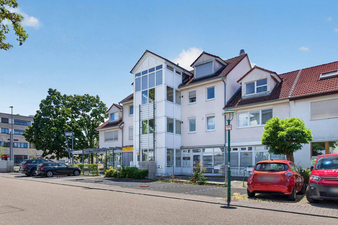 Großzügig, hell, gepflegt: ca. 160 m² mit Balkon & 3 Stellplätzen in Rheinstetten-Mörsch, 76287 Rheinstetten