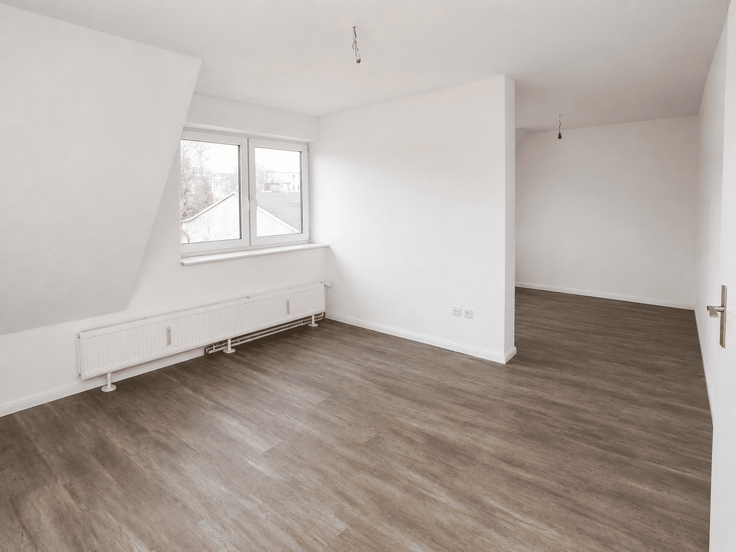 gemütliche 2-Zimmer-Dachgeschosswohnung – ab sofort, 39112 Magdeburg (Leipziger Str. Sudenburg)