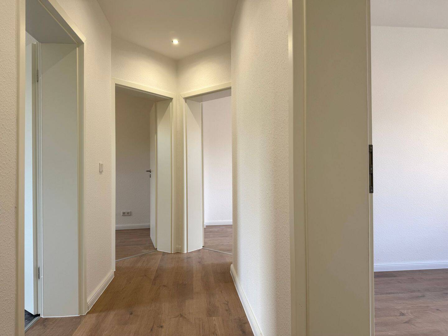 Sanierte 3-Zi-Wohnung in zentraler Lage von Hildesheim, 31137 Hildesheim
