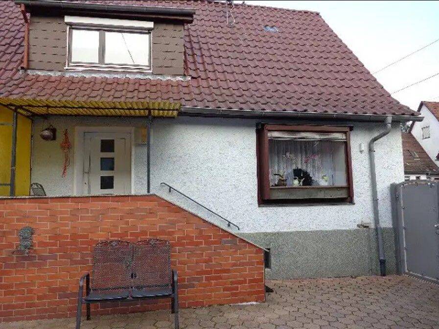 Kleines, möbliertes Haus ideal für 1 bis 2 Personen, 76189 Karlsruhe (Daxlanden Grünwinkel Knielingen Mühlburg Oberreut)