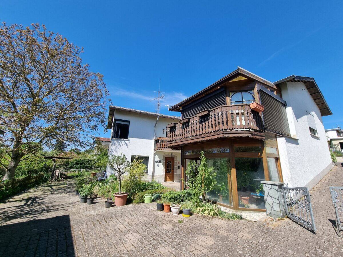 Herrlich gelegenes Eigenheim in ruhiger Lage mit Blick auf Weilmünster!, 35789 Weilmünster