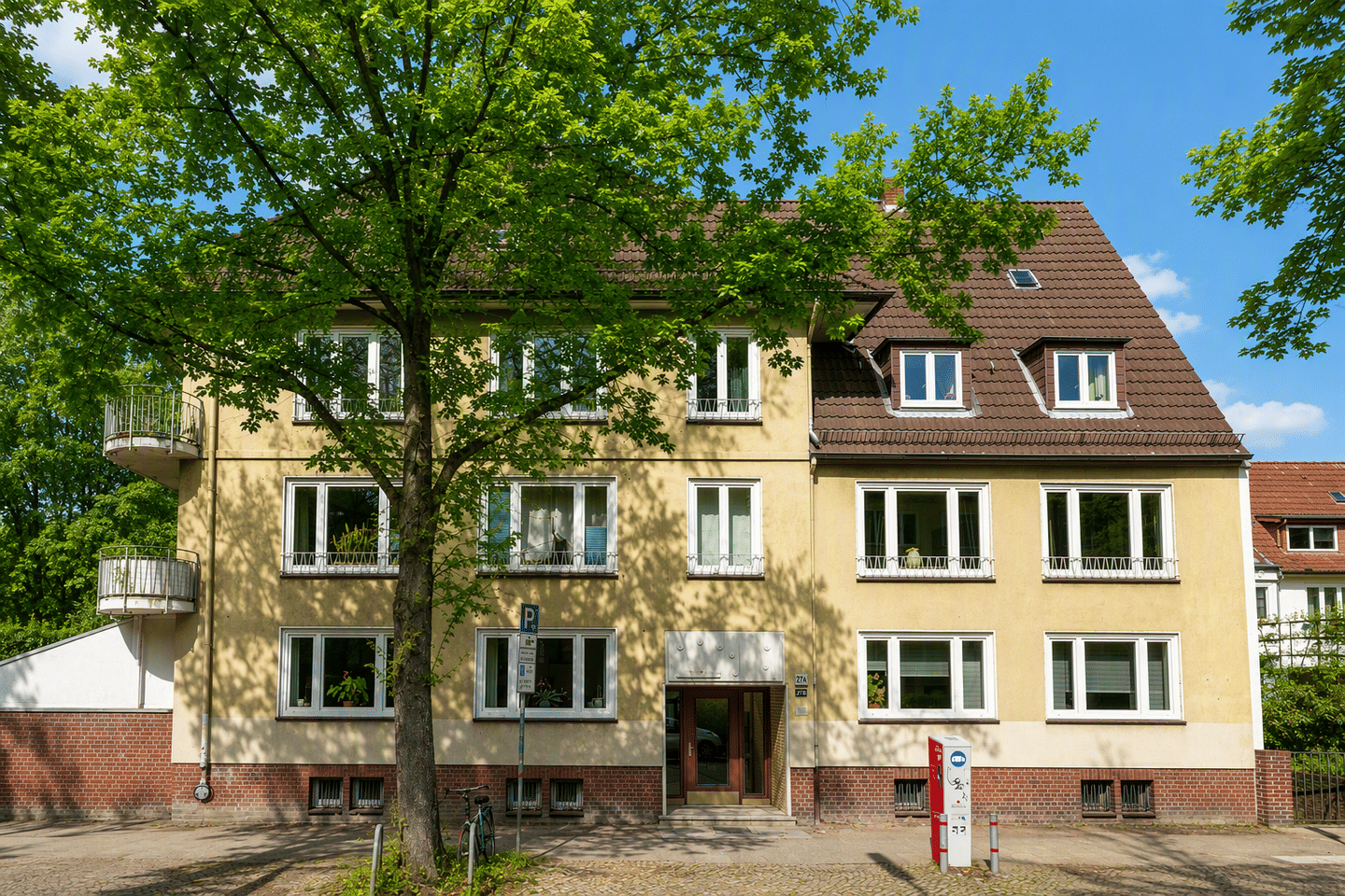 Mehrfamilienhaus in der Fährhausstraße, 22085 Hamburg (Hamburg-Nord Barmbek-Süd Uhlenhorst)