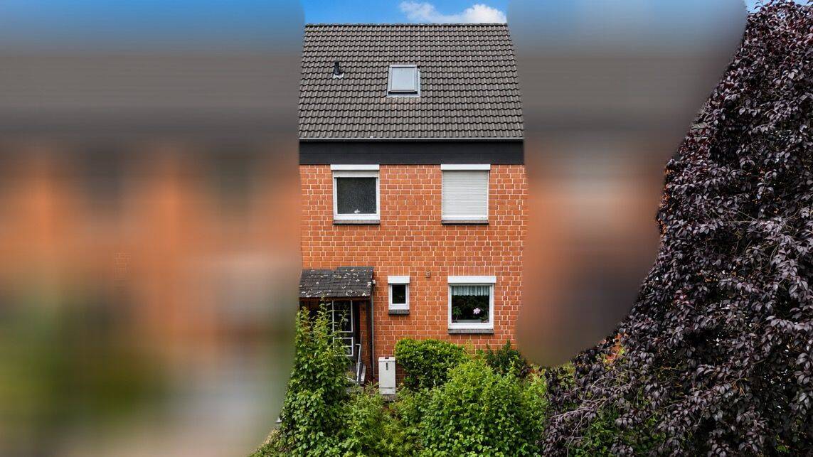 Ihr neues Zuhause mit 5 Zimmern im „Wohnpark am See“ – Empelde – mit Keller, Garage und Spielplatz vor der Tür, 30952 Ronnenberg