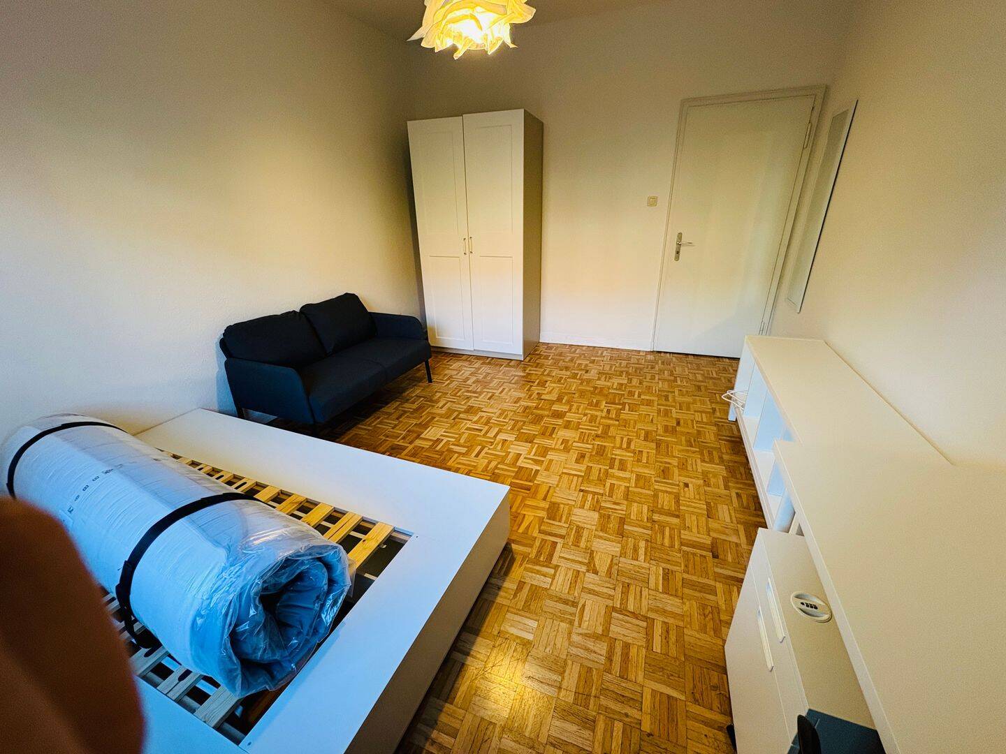 Möbliertes WG Zimmer | U3 Hamburger Straße | Hamburger Meile, 22081 Hamburg (Hamburg-Nord Barmbek-Süd Uhlenhorst)