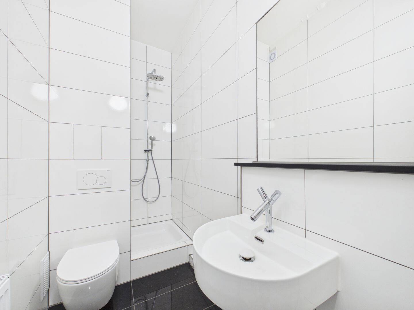 Erstbezug nach Sanierung! Traumhafte 1 Zimmer Wohnung in Nürnberg mit Bad neu, EBK ohne Ablöse uvm.!, 90459 Nürnberg