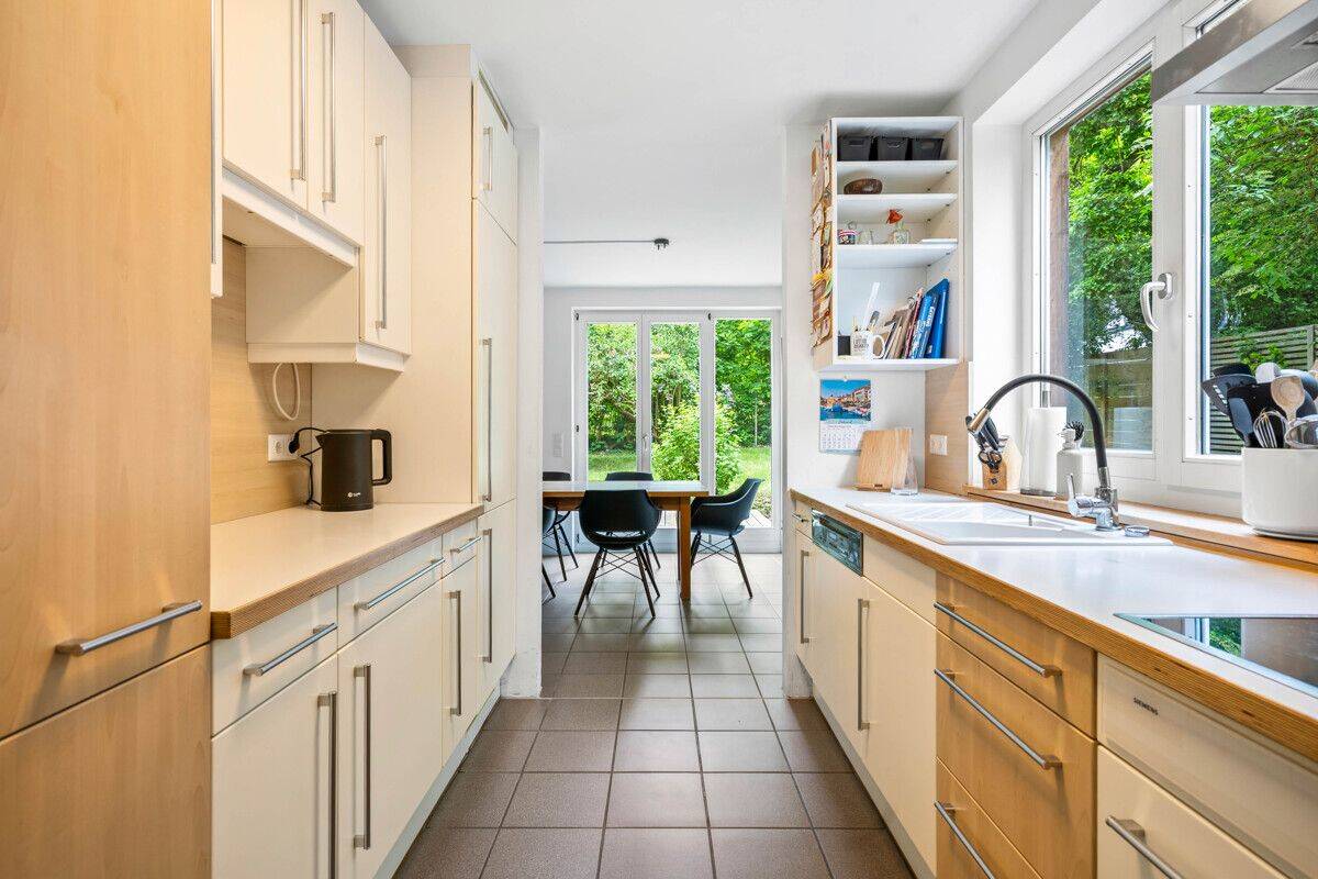 Ihr Zuhause! Tolles Haus, ELW, schöner Garten…, 93053 Regensburg (Galgenberg Kasernenviertel Kumpfmühl-Ziegetsdorf-Neuprüll Oberisling-Graß)