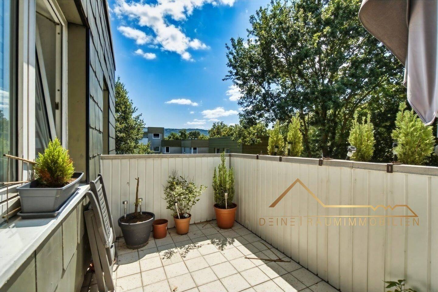 Gepflegte 4-Zi-Eigentumswohnung mit Süd-West-Balkon und herrlichem Weitblick, 32429 Minden