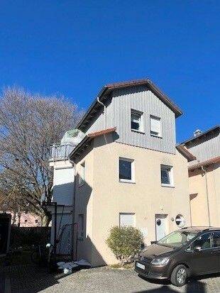 **Erstbezug nach Renovierung**    + Einfamilienhaus in Würzburg-Versbach +, 97078 Würzburg (Grombühl Lindleinsmühle Versbach)