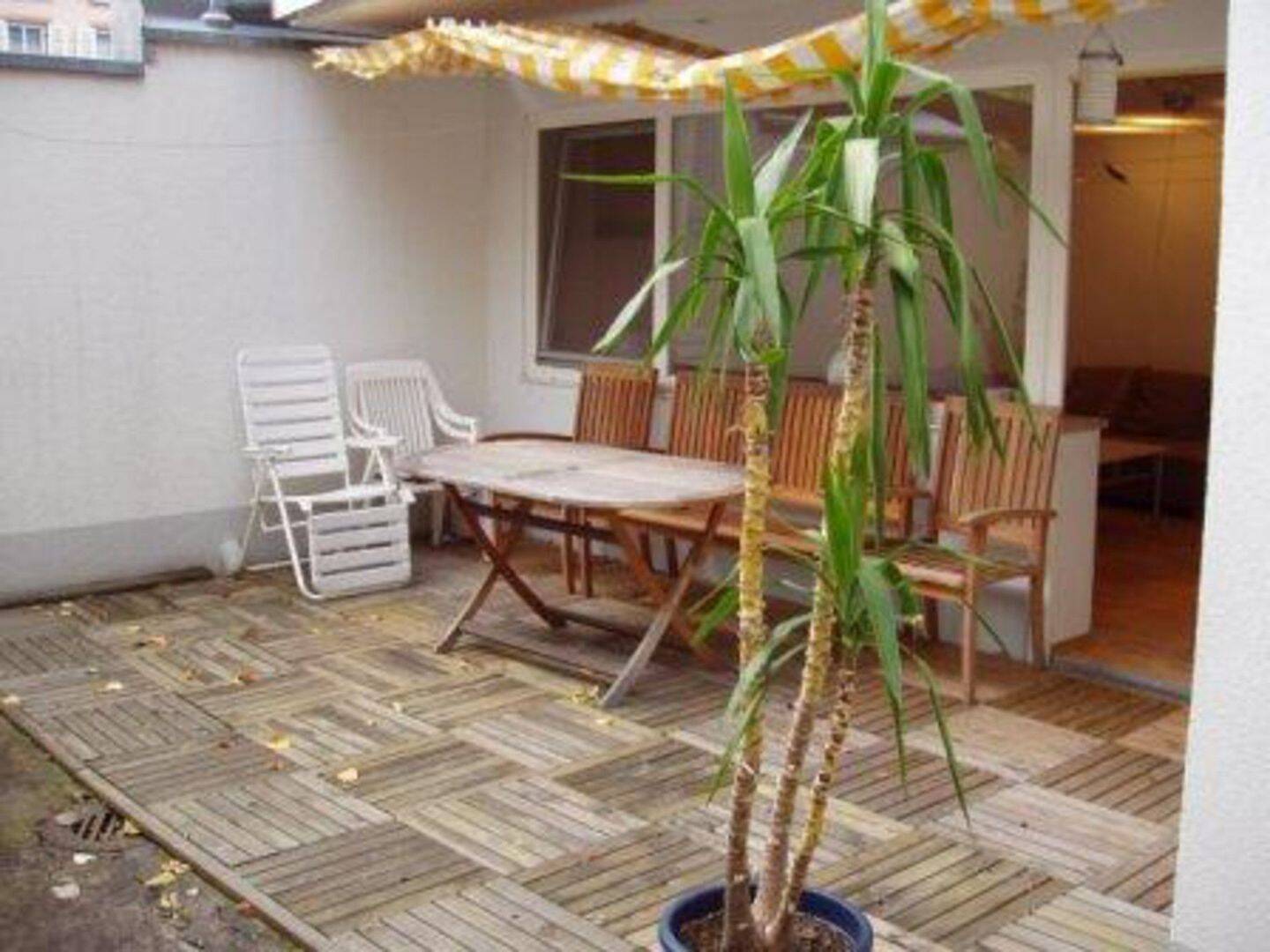Top 2 Zimmer Wohnung im Frauenland – beste Lage – Terrasse – keine WG, 97074 Würzburg (Frauenland Sanderau)