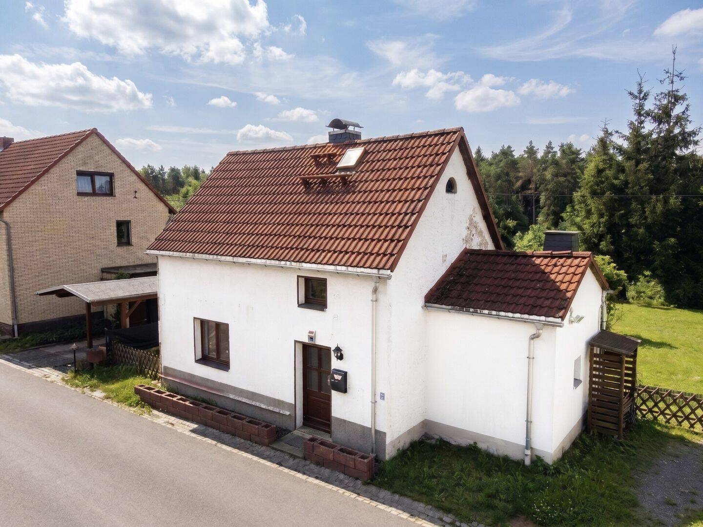 Einziehen und wohlfühlen – Gepflegtes Einfamilienhaus mit Kamin und Garten, 9618 Brand-Erbisdorf