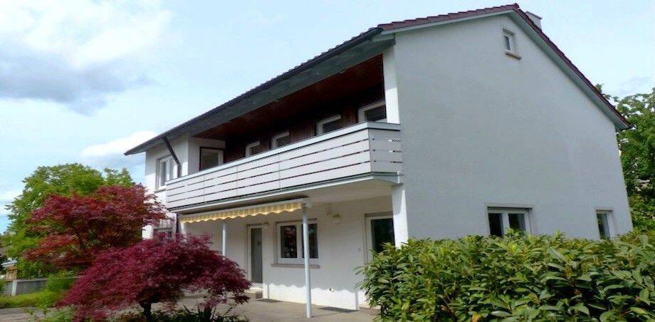 Gepflegtes Einfamilienhaus auf wunderschönem Grundstück in herrlicher Lage am Georgenberg, 72762 Reutlingen