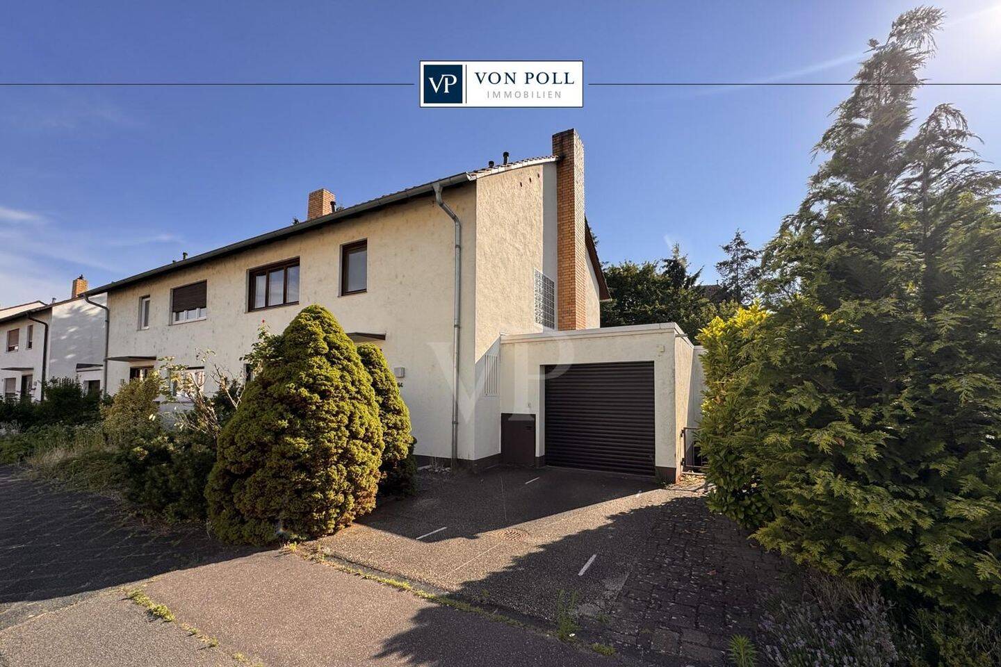 Charmantes Einfamilienhaus zum Sanieren – DHH mit großzügigem Grundstück, sonnigem Garten und viel Potenzial, 68219 Mannheim (Rheinau)