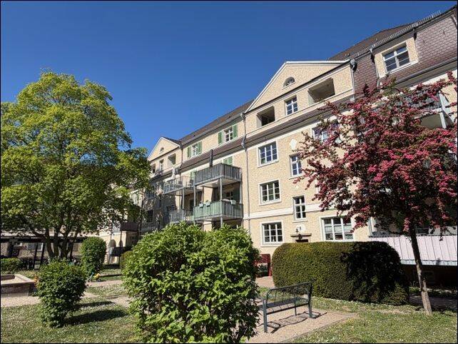 Wohlfühl-Wohnung mit 3 Zimmern, sonniger Süd-West-Loggia & EBK!, 67063 Ludwigshafen am Rhein (Friesenheim/Nord)
