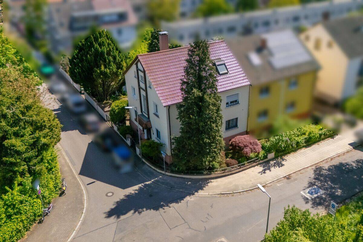 Familientraum mit Perspektive – Wohnen, Vermieten oder Generationen vereinen, 76199 Karlsruhe (Rüppurr Weiherfeld-Dammerstock)