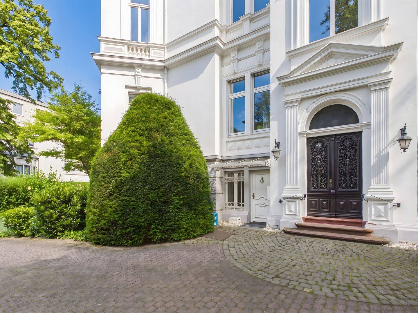 2-Zimmer-Altbauwohnung in begehrter Lage von Wiesbaden, 65189 Wiesbaden (Biebrich Wiesbaden)