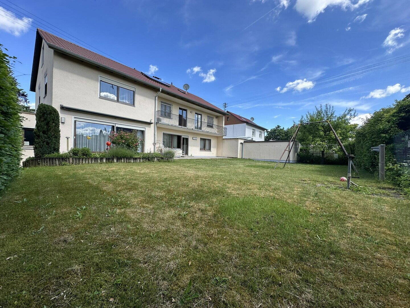 Großes Einfamilienhaus in ruhiger Top-Lage in Lechhausen, 86165 Augsburg (Lechhausen)