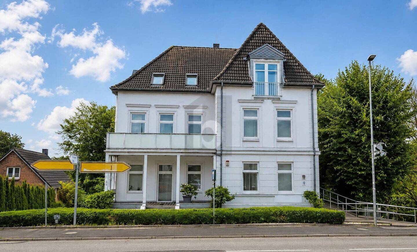 STILIKONE DER GRÜNDERZEIT BEREIT FÜR NEUES KAPITEL, 25704 Meldorf
