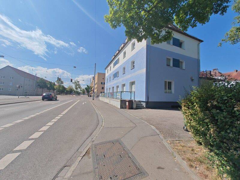 Helle 2-Zimmer-Dachgeschosswohnung, 86154 Augsburg (Oberhausen)