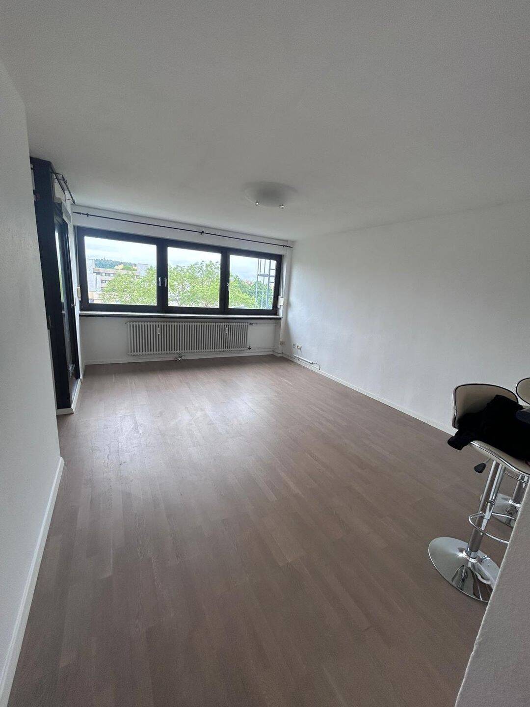 Moderne 2-Zimmer-Wohnung in Tamm (Landkreis Ludwigsburg, 71732 Tamm