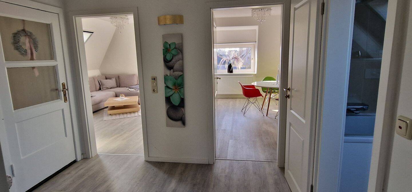 Möblierte Wohlfühloase in Bremerhaven, 27572 Bremerhaven (Fischereihafen Geestemünde Wulsdorf)