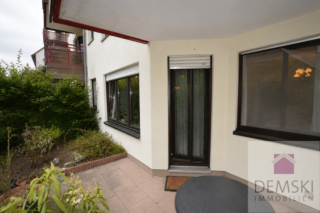 5860: Hilden-Süd, renovierte 2 Zimmerwohnung mit Terrasse in bevorzugter Wohnlage!, 40723 Hilden
